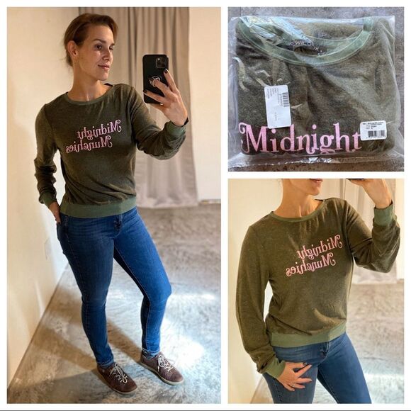 WILDFOX Sweatshirt Baggy Jumper NEW Midnight Munchies Olive Small Oversized - Picture 8 of 16